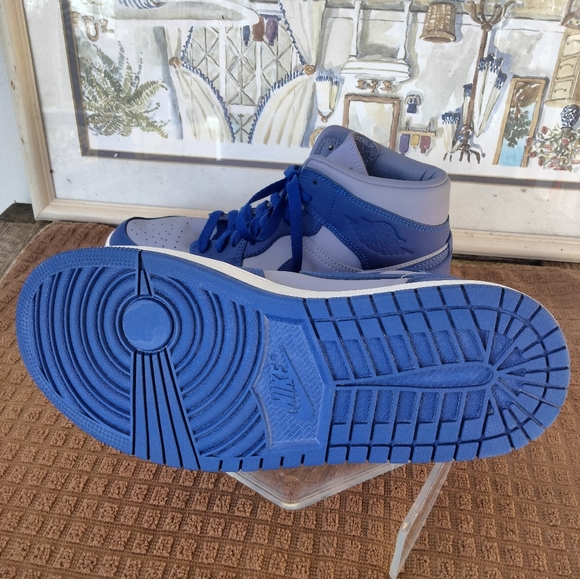 SOLD - Picture 7 of 9